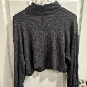 Gray Long Sleeved Cropped Hollister Sweater